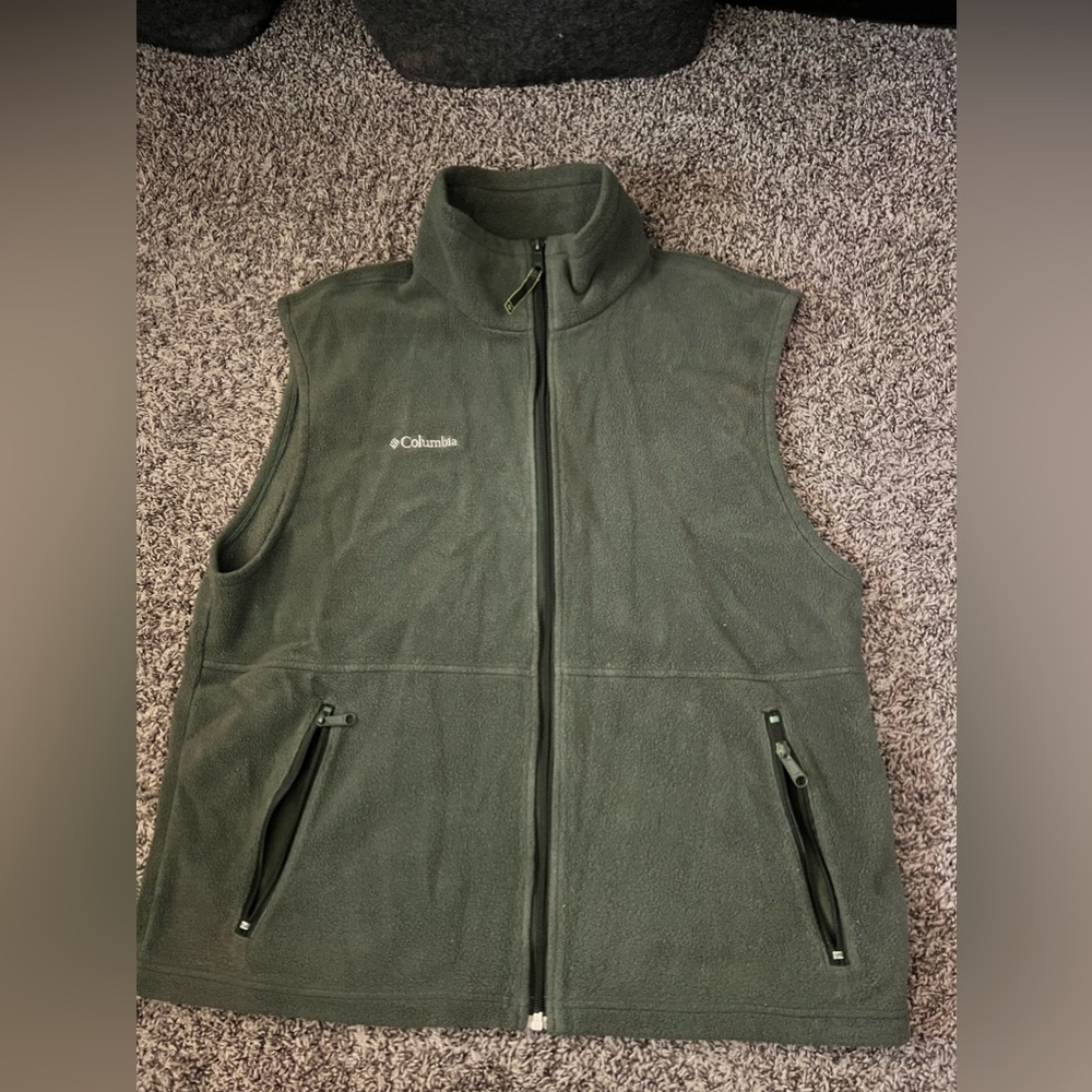 COLUMBIA VEST